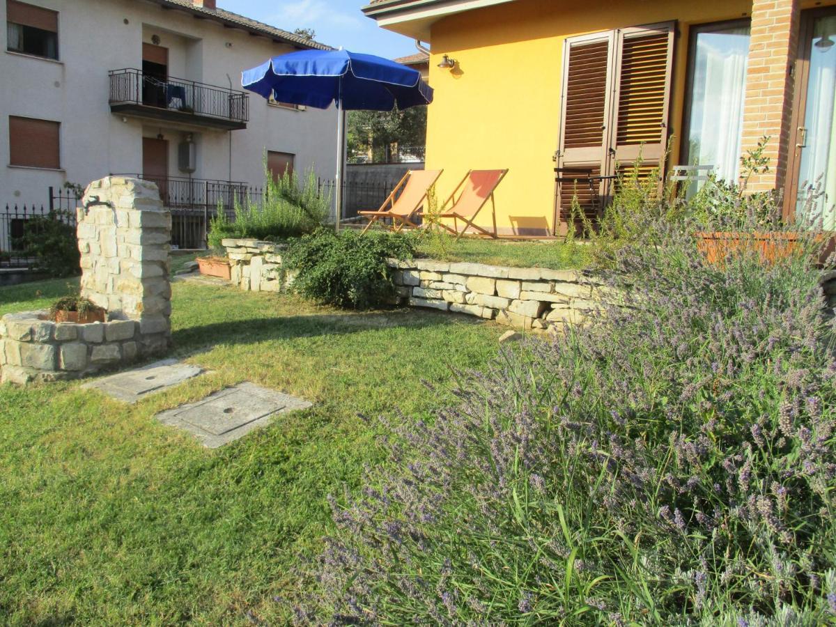 Villa IL RISVEGLIO DEI SENSI  Fossato di Vico Esterno foto