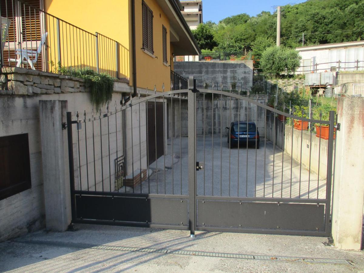 Villa IL RISVEGLIO DEI SENSI  Fossato di Vico Esterno foto